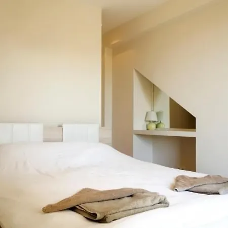 Geris Sleeps 6 With Pool And Air Con * Giris